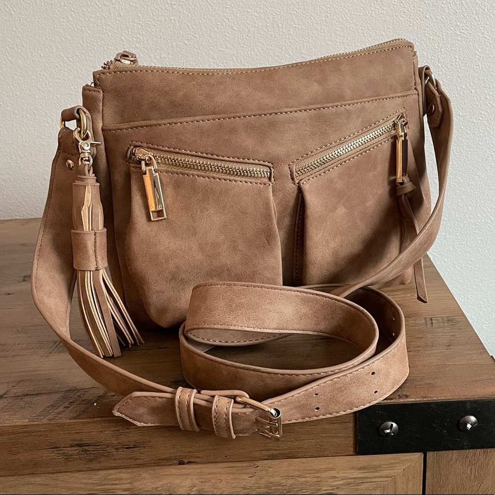 Crossbody - 24” drop, tan/brown, EXCELLENT condition, no wear!